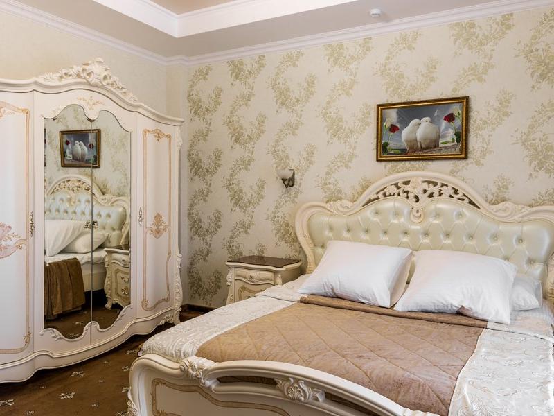 Dayana Hotel