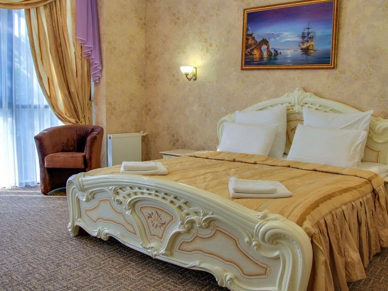 Dayana Hotel