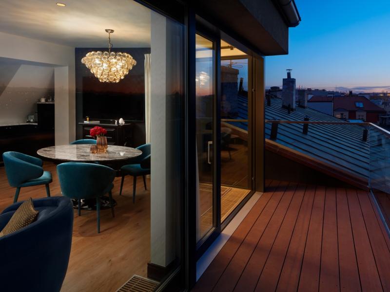 Republika Hotel & Suites