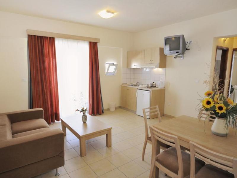Anita ApartHotel