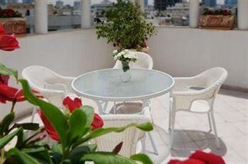 Dizengoff Suites