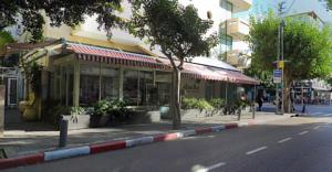 Dizengoff Suites