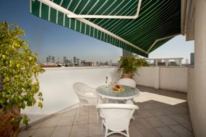 Dizengoff Suites