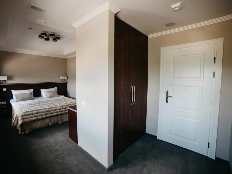 Отель Круиз