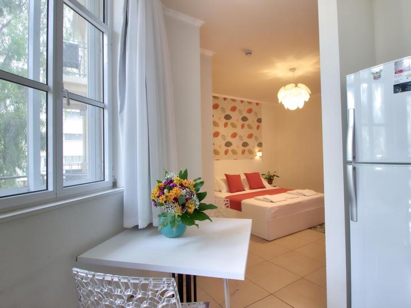 1926 Designed ApartHotel