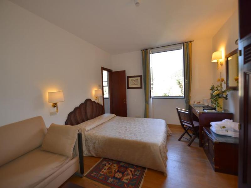 Hotel Clelia Logis