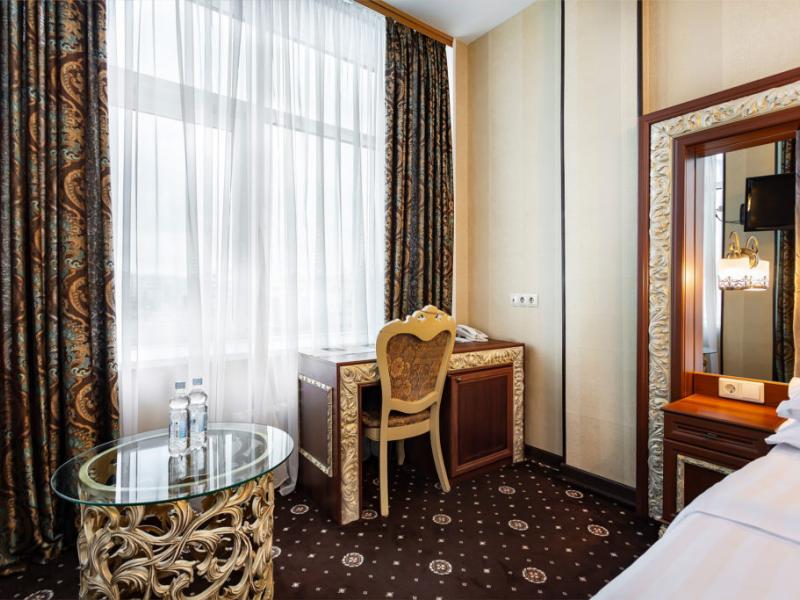 Гранд Отель Белорусская