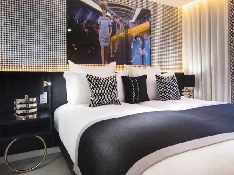 Hotel Dress Code & Spa