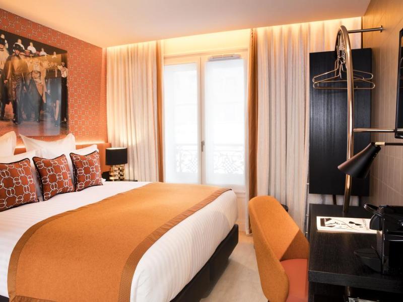 Hotel Dress Code & Spa