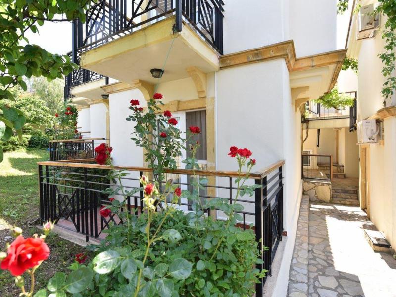 Eda Su Royal Park Artemisia Club