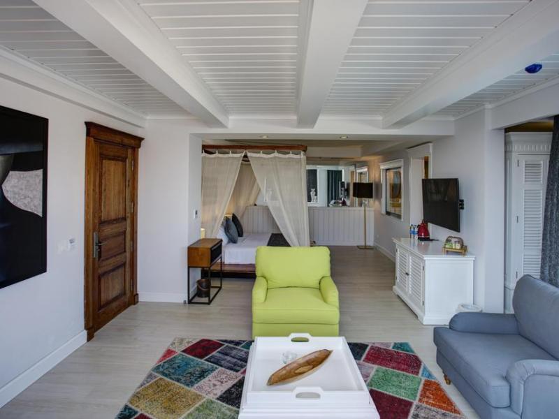 Meis Exclusive Hotel