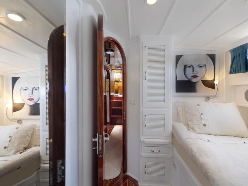 Meis Exclusive Hotel