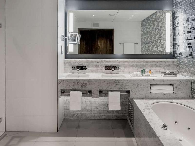 Hilton Saint Petersburg ExpoForum