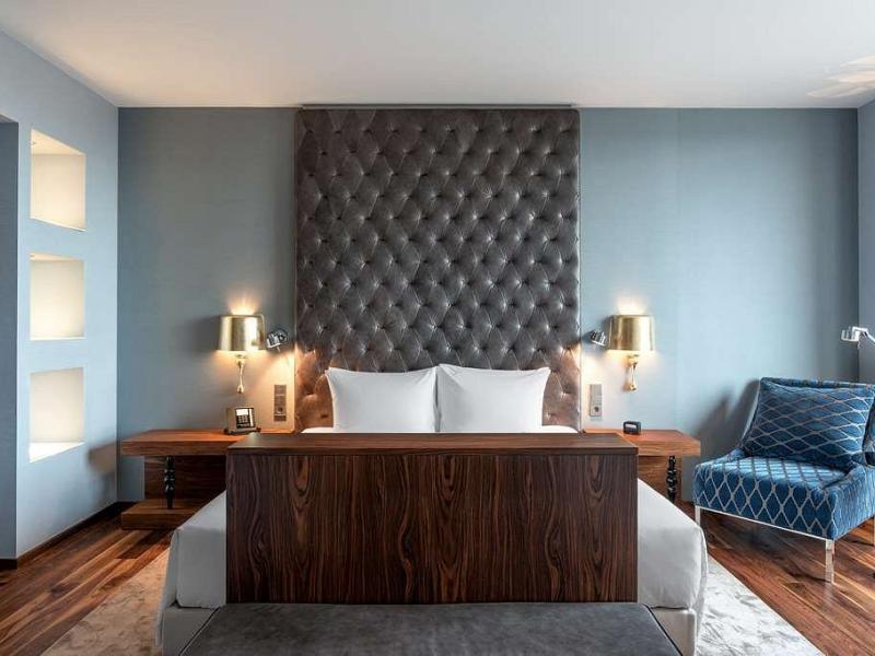 Hilton Saint Petersburg ExpoForum