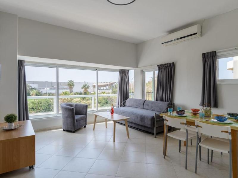 Sea Suites Apartments