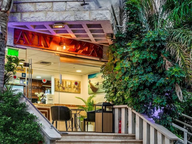 Aviv Hotel