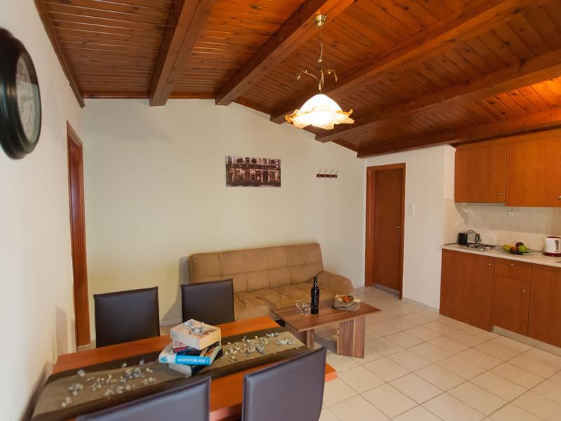 Castello Apartments Panormo