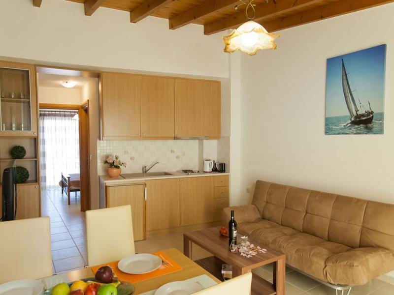 Castello Apartments Panormo