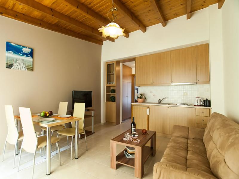 Castello Apartments Panormo