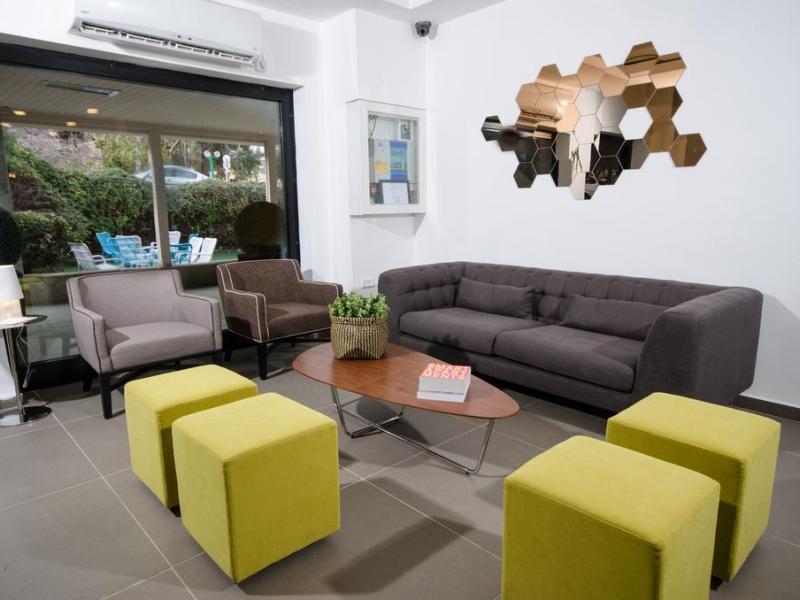 Metulla Travel Hotel
