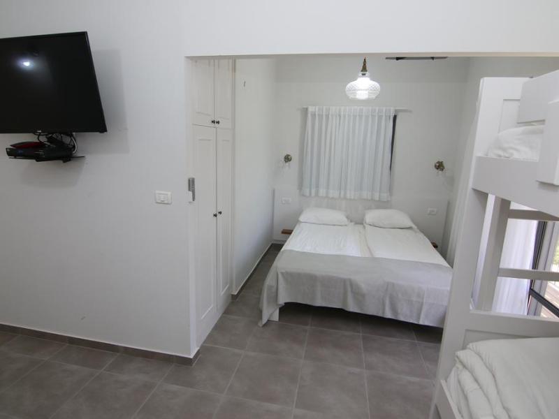 Ashdot Yaacov Ichud Kibbutz Country Lodging