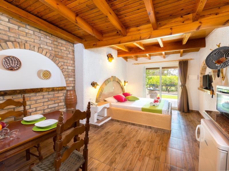 Elefteria Apartments