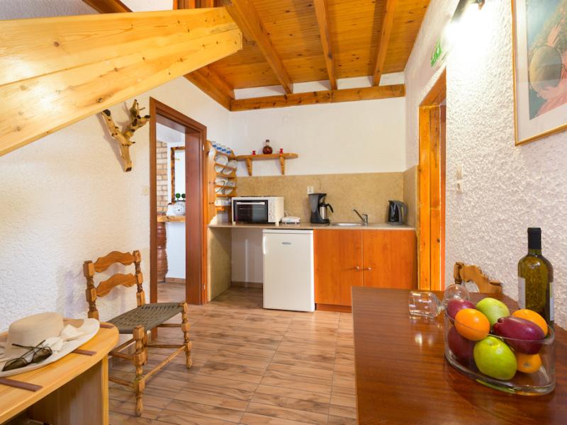 Elefteria Apartments