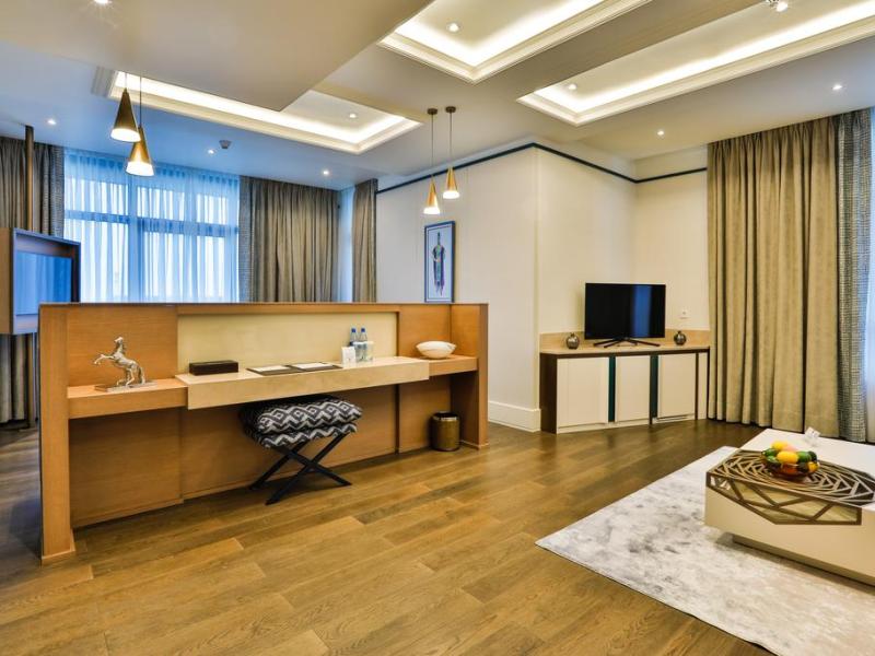 Dreamland Golf Hotel