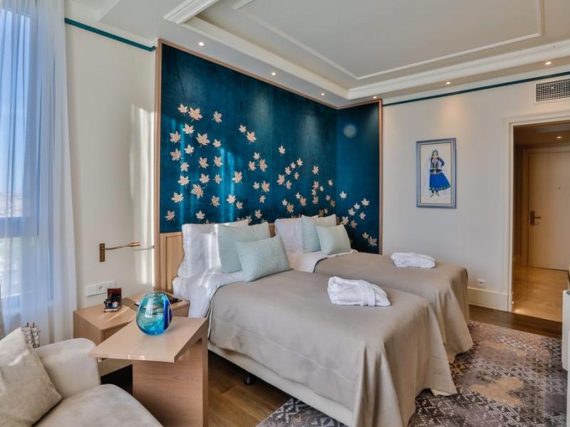 Dreamland Golf Hotel