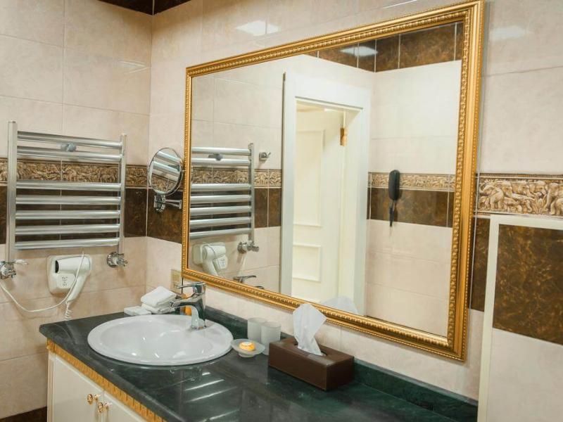 Premier Palace Hotel