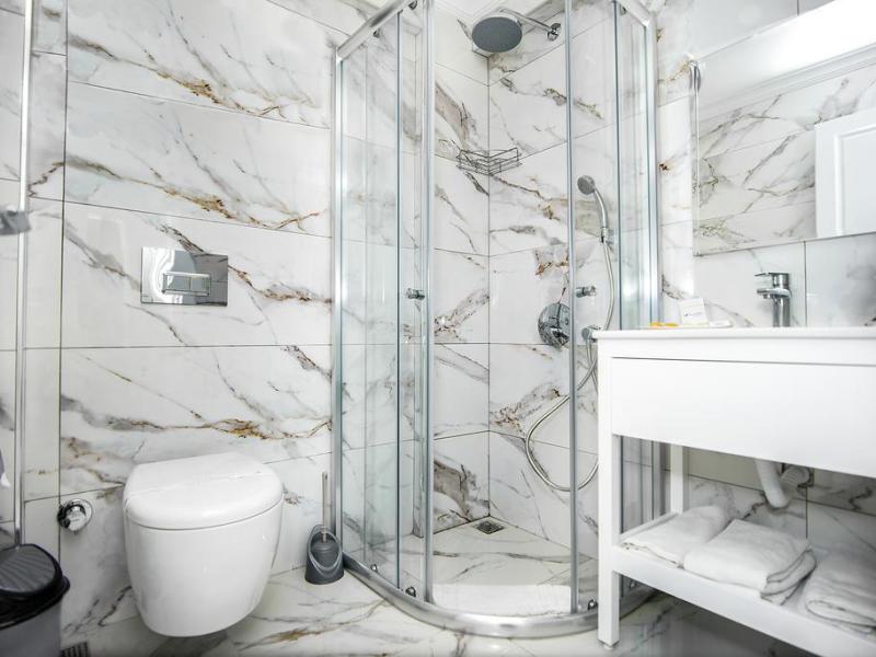 Ocean Blue High Class Hotel