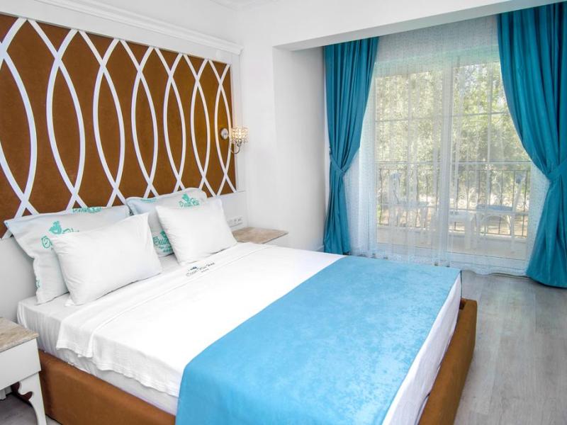 Ocean Blue High Class Hotel