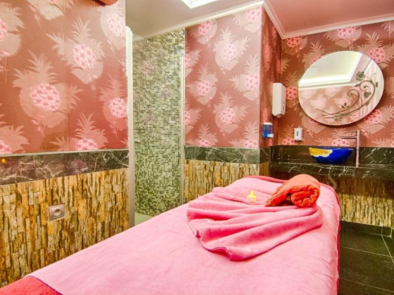 Ocean Blue High Class Hotel