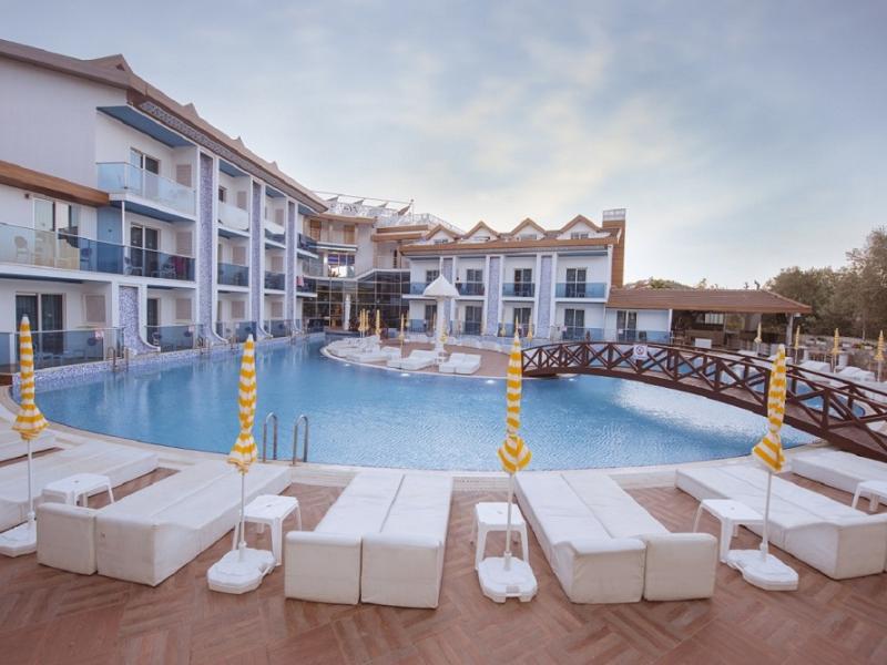 Ocean Blue High Class Hotel