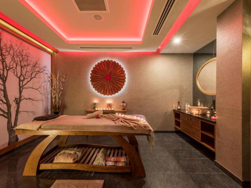 Elite Luxury Suite & Spa Hotel