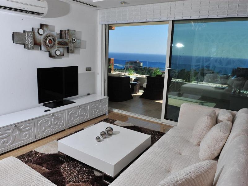 Elite Luxury Suite & Spa Hotel