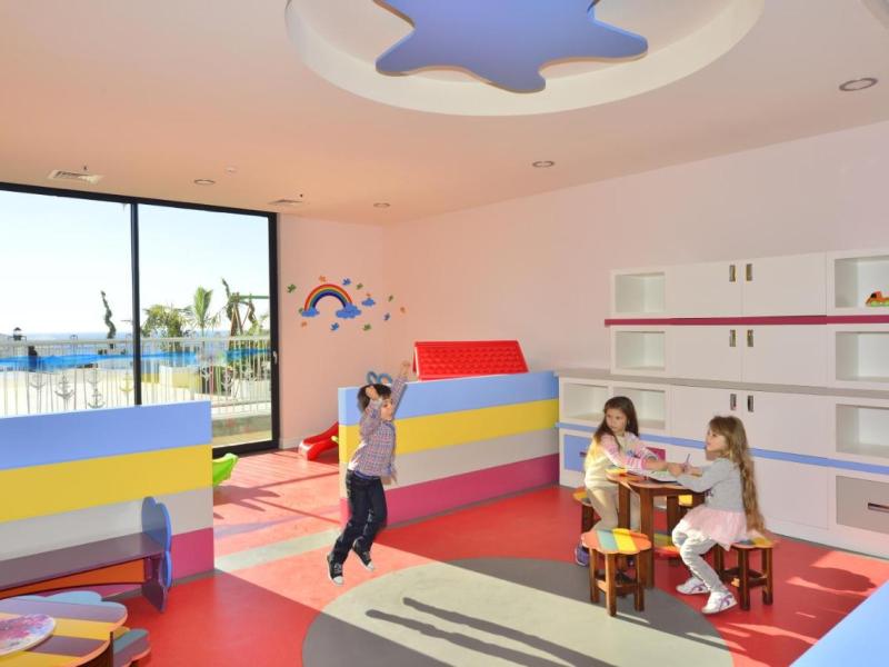 Elite Luxury Suite & Spa Hotel