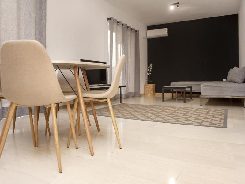 Piraeus Premium Suites