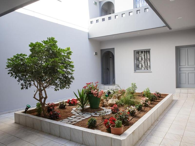 Irene Beach Apartments