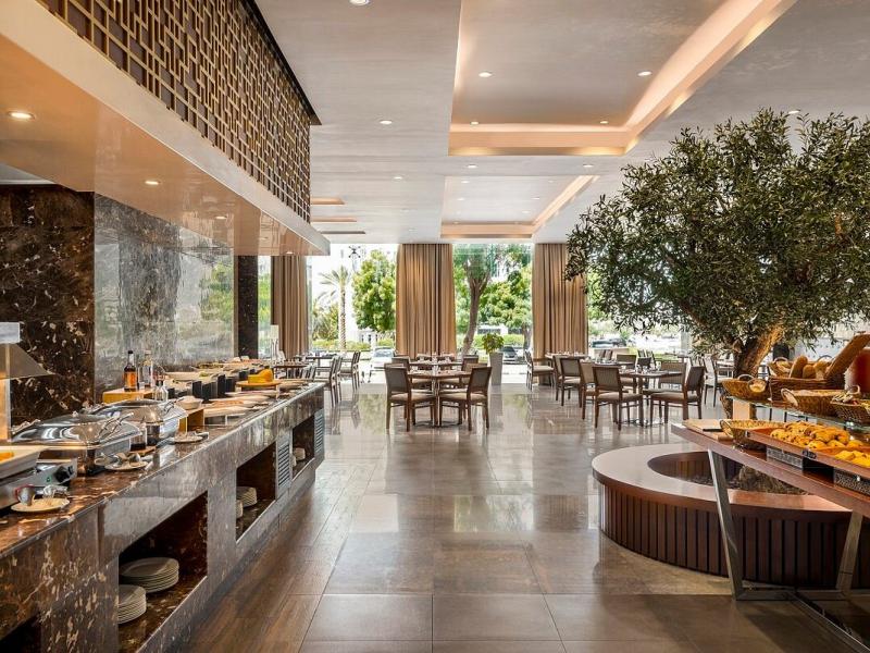 Radisson Hotel Muscat Panorama