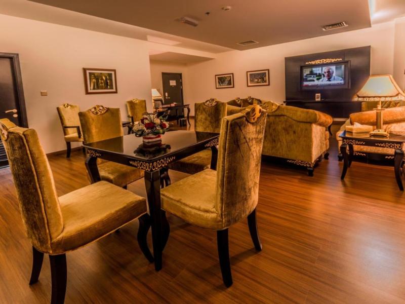 Golden Tulip Headington Ruwi