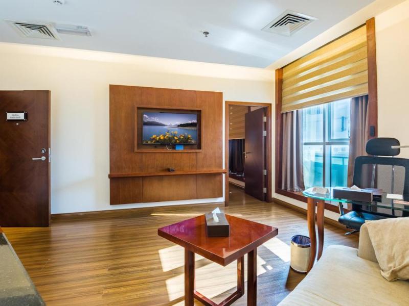 Golden Tulip Headington Ruwi