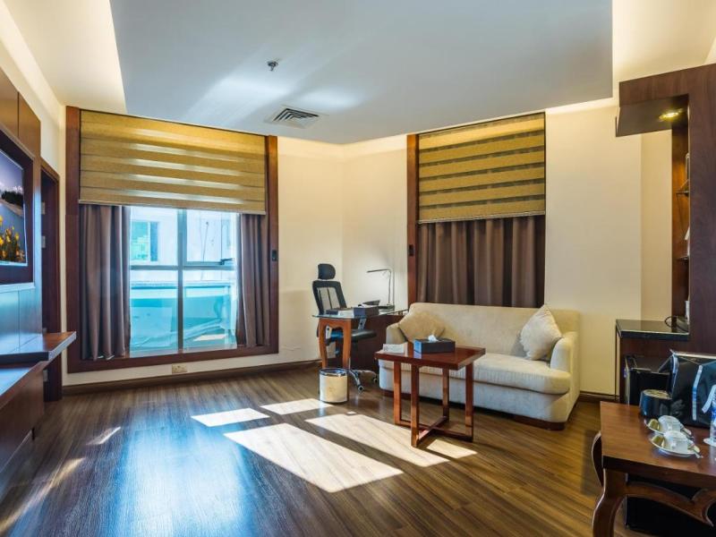 Golden Tulip Headington Ruwi