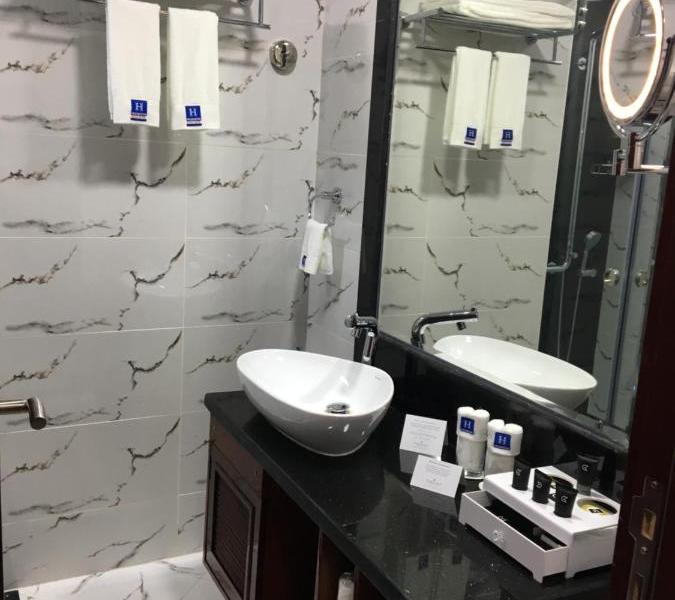 Golden Tulip Headington Ruwi