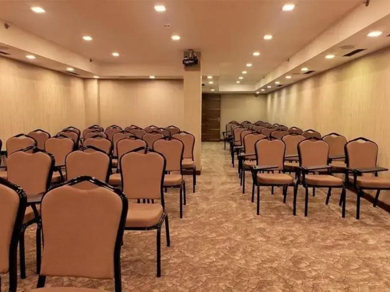 Inera Hotel Pendik