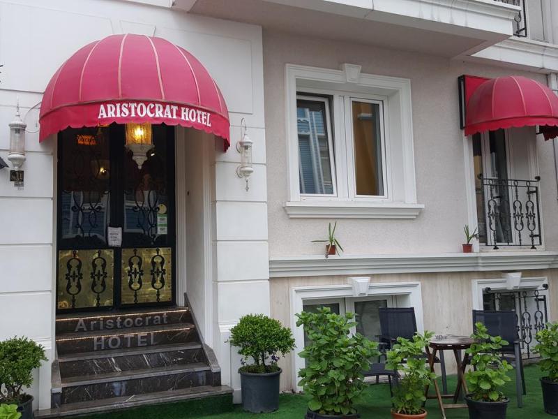 Aristocrat Hotel