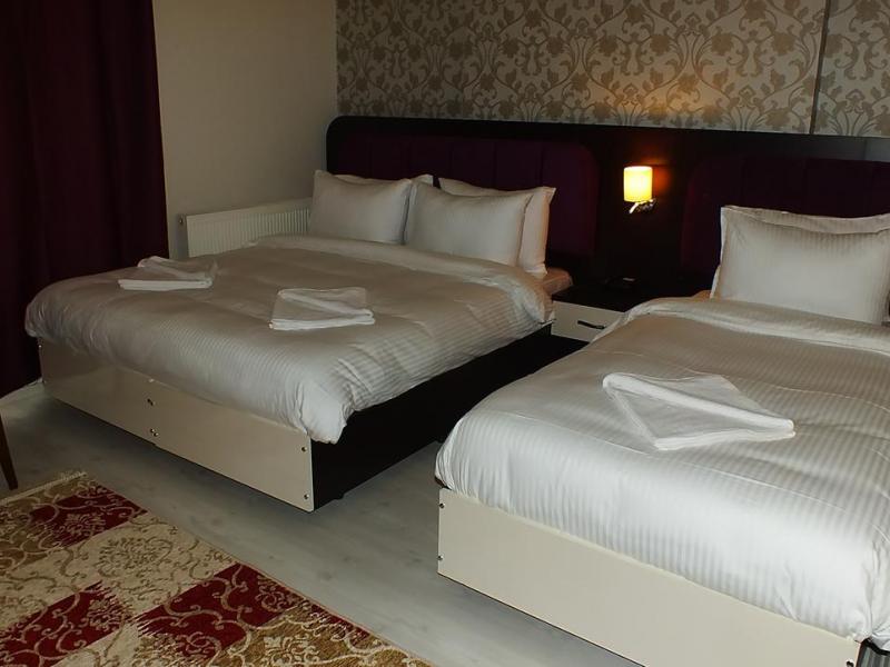 Niconya Port Suites & Hotel