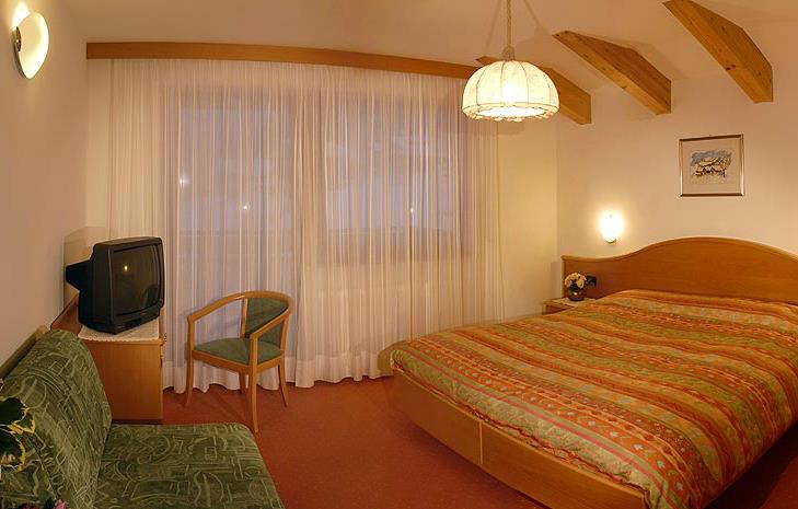 Dolomites Inn hotel Canazei