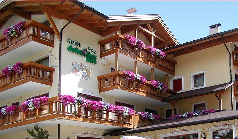 Dolomites Inn hotel Canazei
