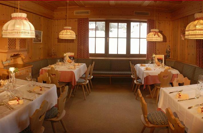 Dolomites Inn hotel Canazei